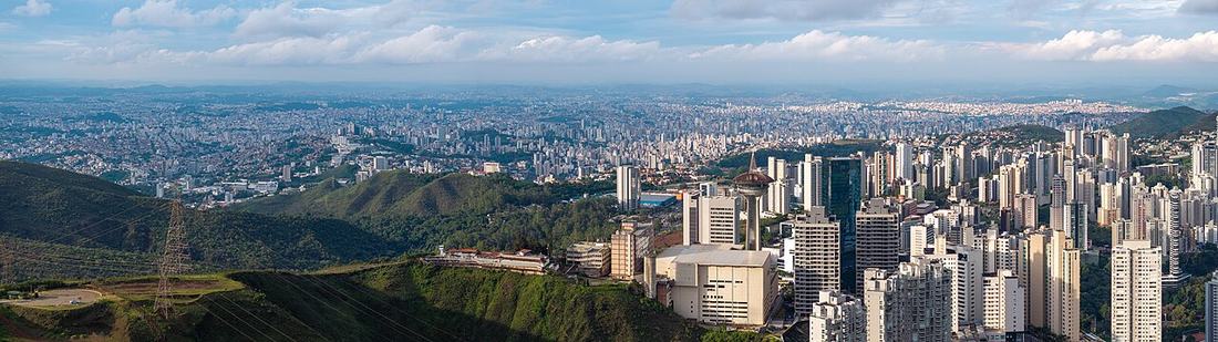 O horizonte de Belo Horizonte visto do alto